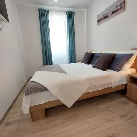 Position Theater Appartement *