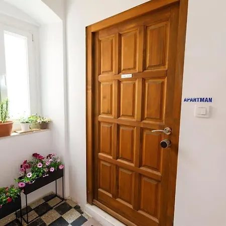 Apartament Position Theater *
