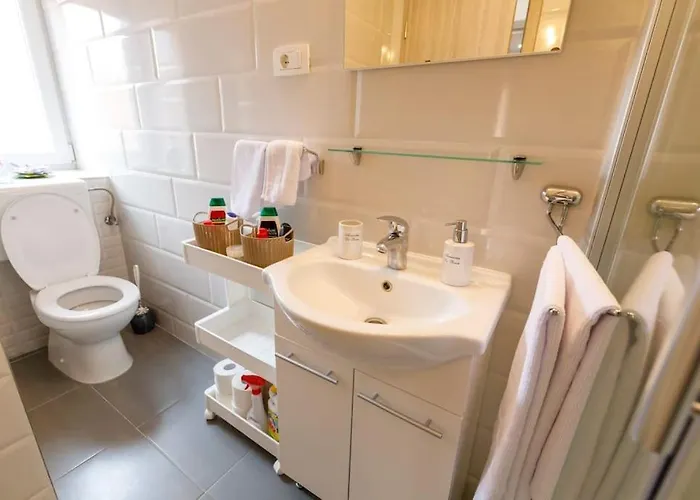 Position Theater Апартаменты Сплит