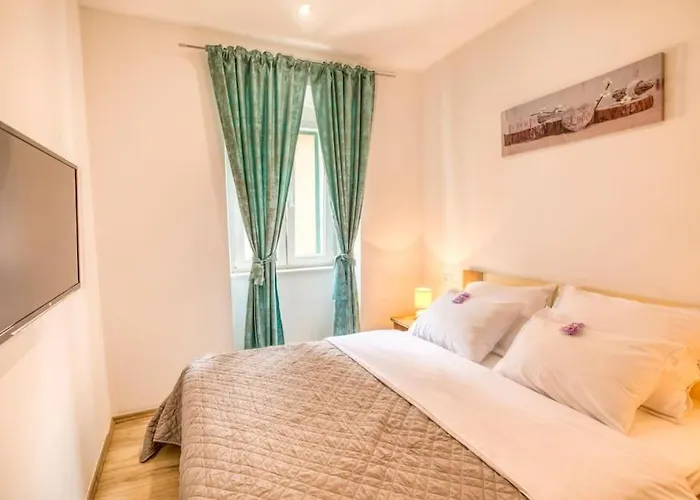 Апартаменты Position Theater Сплит